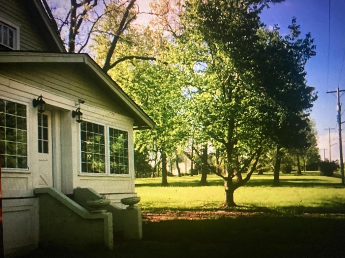Country House On 1 Acre 4 Beds Great For Events Or A Quiet Weekend! インディペンデンス エクステリア 写真